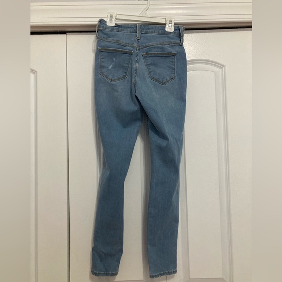 Universal thread Jeans - Picture 2 of 3
